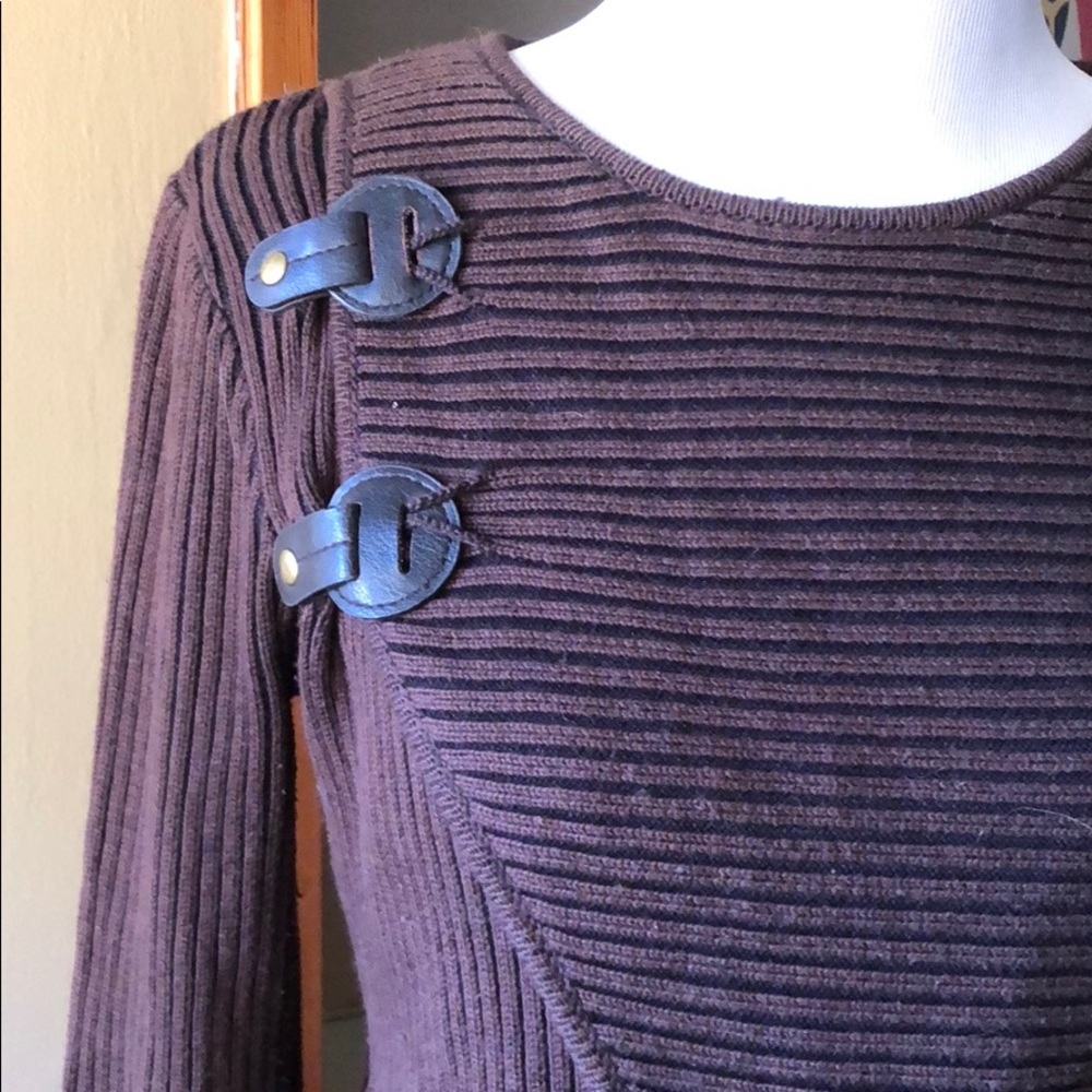 Spanner brown sweater